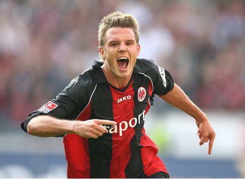 经历一段艰 经历一段艰